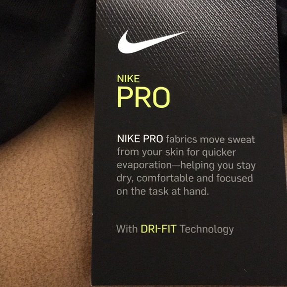 Brand New Nike pro shirt - Picture 7 of 7